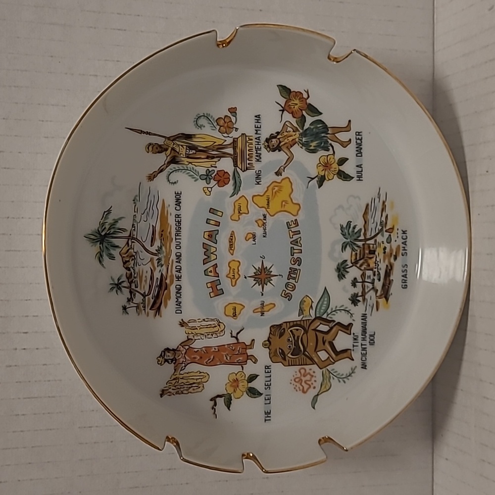 Vintage Collectible Hawaii 50th State Ashtray